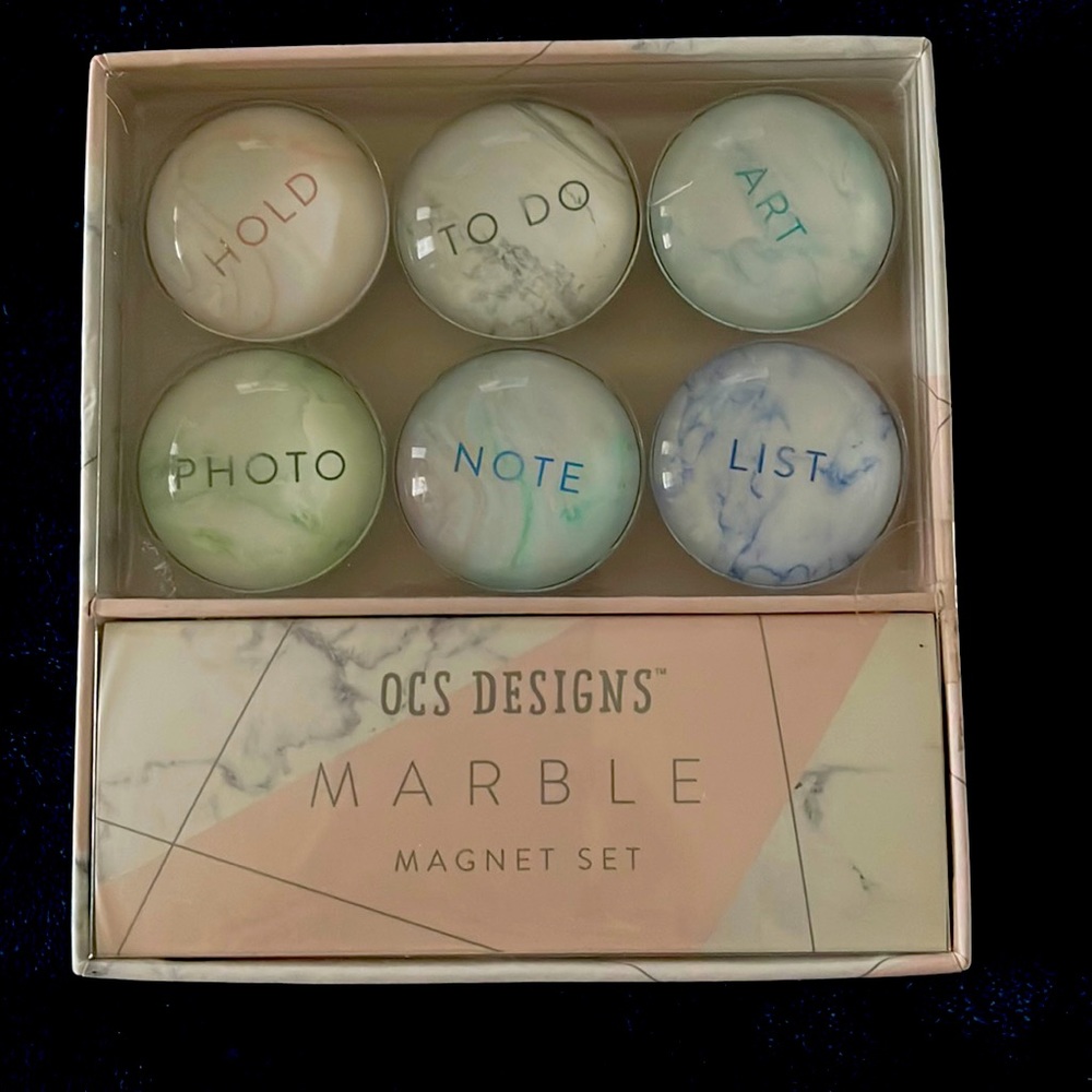 Hello, I’m selling brand new OCS Designs Magnets Set. It’s in pastel colors.
